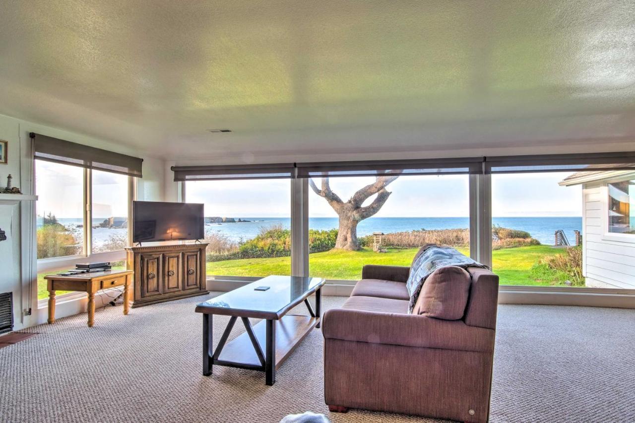 Cliffside Lighthouse Beach Home With Ocean View Coos Bay Exterior foto